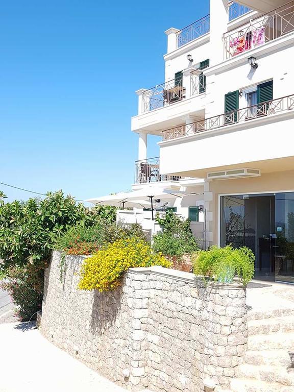 Hotel Philip Pylos Exterior photo