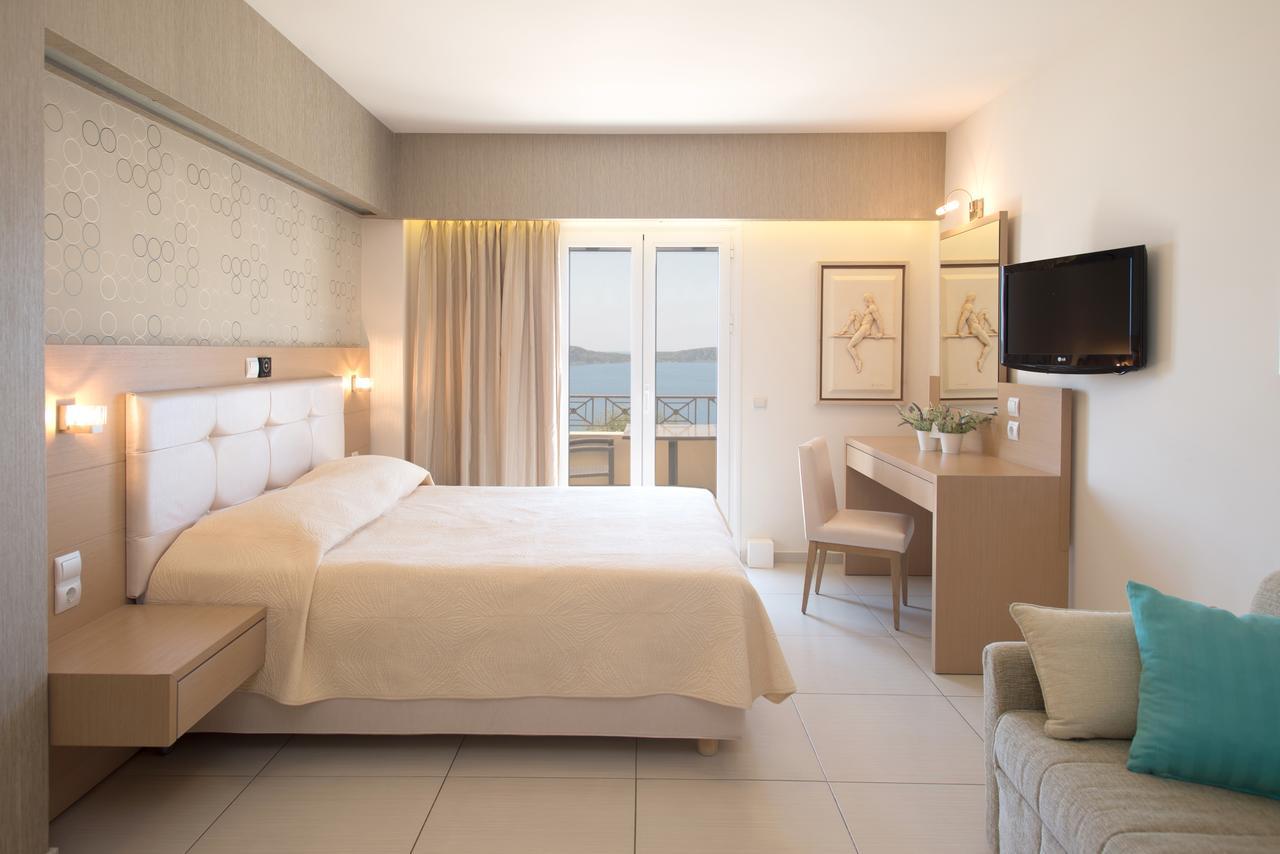 Hotel Philip Pylos Exterior photo